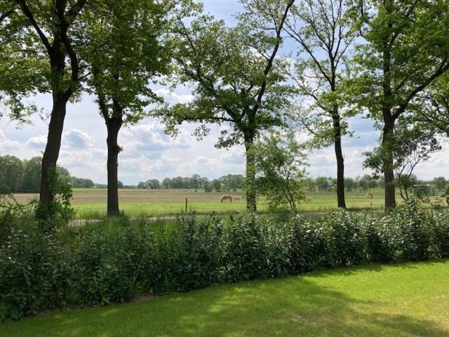 Achterhoekse vakantiewoning, infraroodsauna, geweldig uitzicht, goede bedden Aalten Buitenkant foto