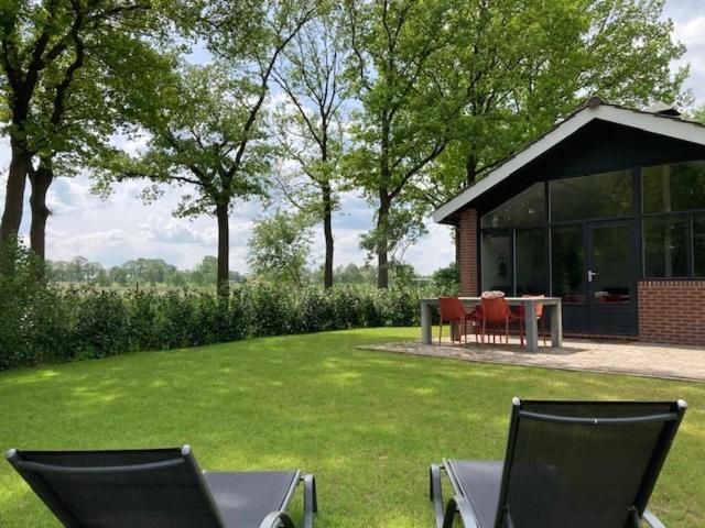 Achterhoekse vakantiewoning, infraroodsauna, geweldig uitzicht, goede bedden Aalten Buitenkant foto